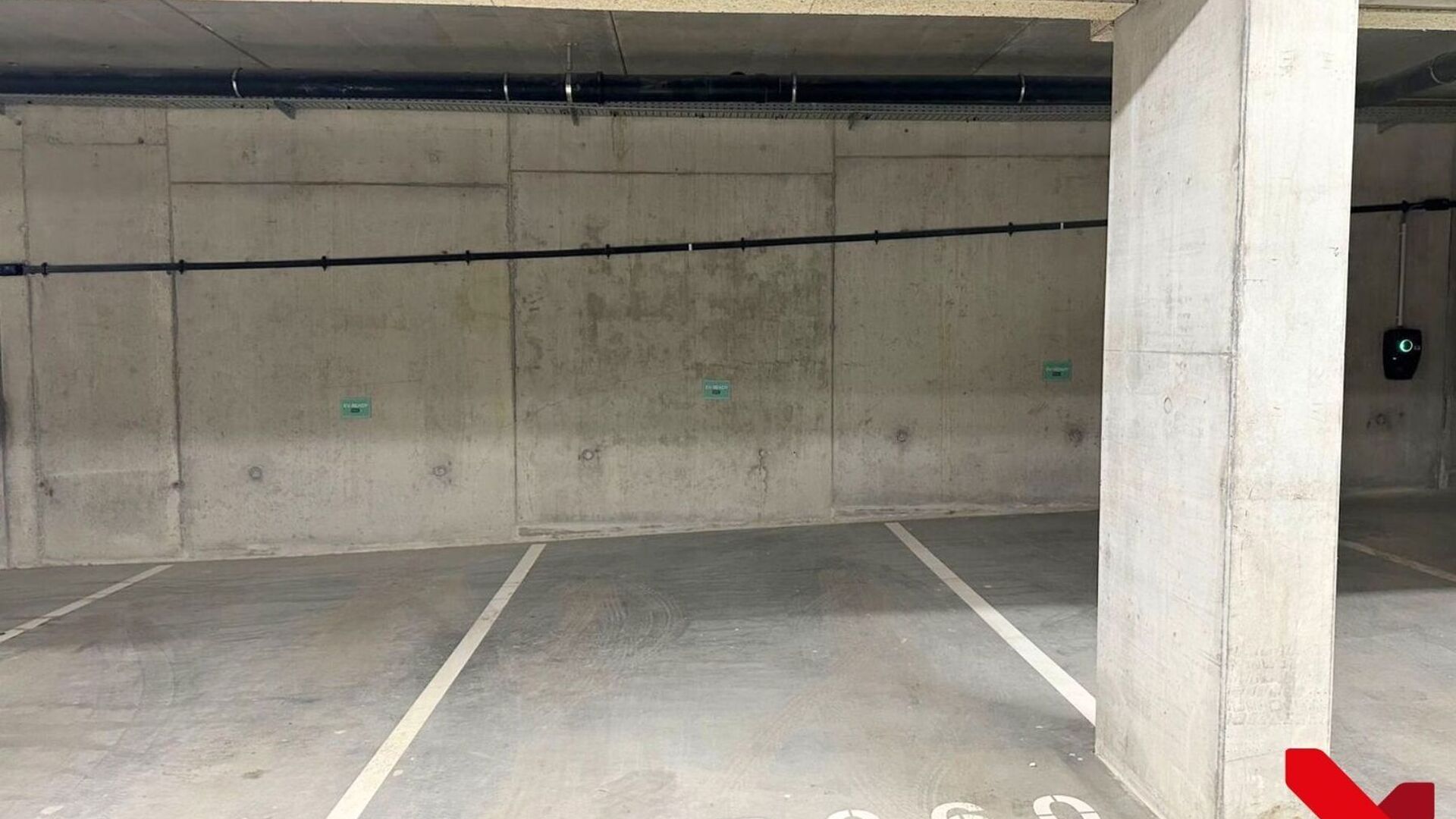 Luxueus nieuwbouwappartement met 2 slaapkamers in gloednieuw woonproject Burenberg.
Dit energiezuinig nieuwbouwappartement maakt deel uit van het prestigieuze woonproject Burenberg. Een nieuwe ontwikkeling in Leuven met verschillende troeven zoals de ru
