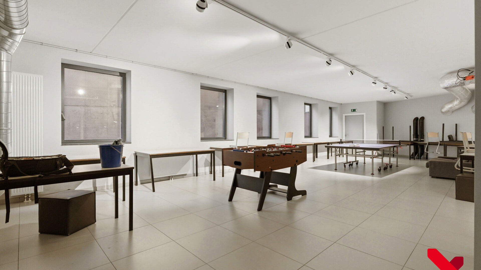 Bienvenue à Louvain ! Vous recherchez une opportunité d'investissement sans vous soucier de la location ni de la gestion de votre bien ? Vous êtes au bon endroit ! Waterview est un projet unique qui vous offre l'opportunité idéale d'investir dans l'i