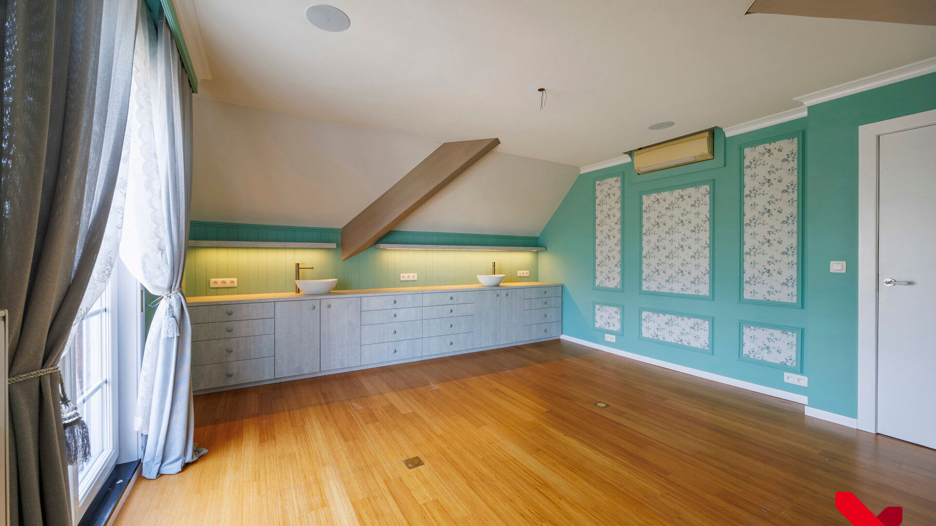 Commerciële building te koop in Leuven Heverlee