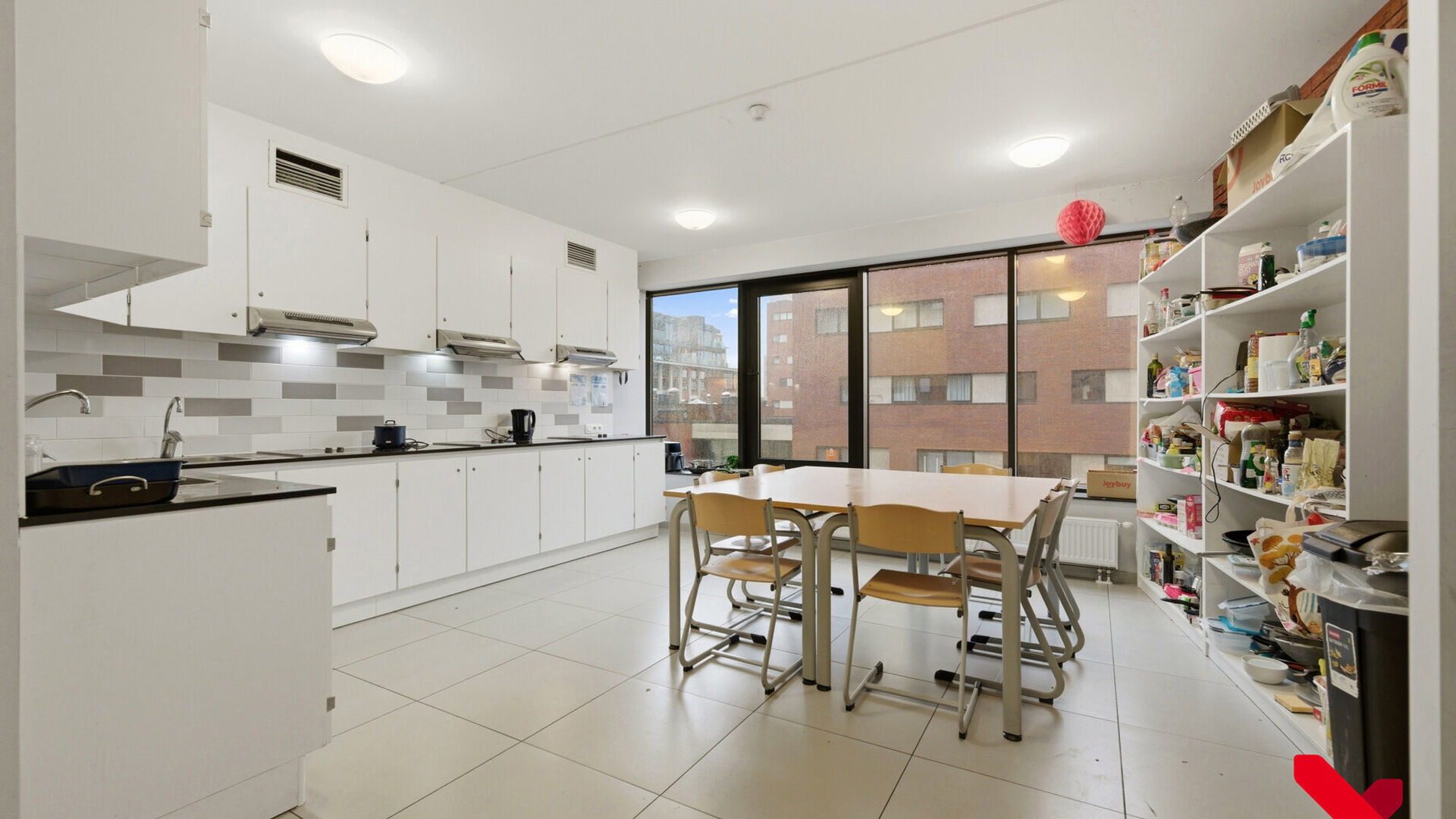 Welcome to Leuven! Are you looking for an investment opportunity where you don't have to worry about renting out and managing your property? Then you have come to the right place! Waterview is a unique project that offers you the perfect opportunity to in