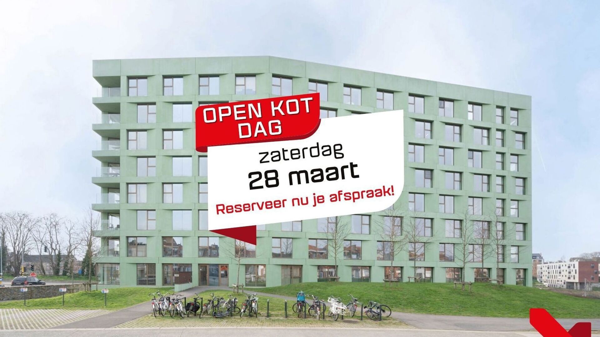 Welkom in deze verzorgde en comfortabele studentenkamer.

De kamer is louter voor individueel gebruik en is bemeubeld met een bed, bureau, stoel, boekenrek, kleerkast en lamellen. Daarnaast beschikt de kamer over eigen sanitair met douche en toilet, evena