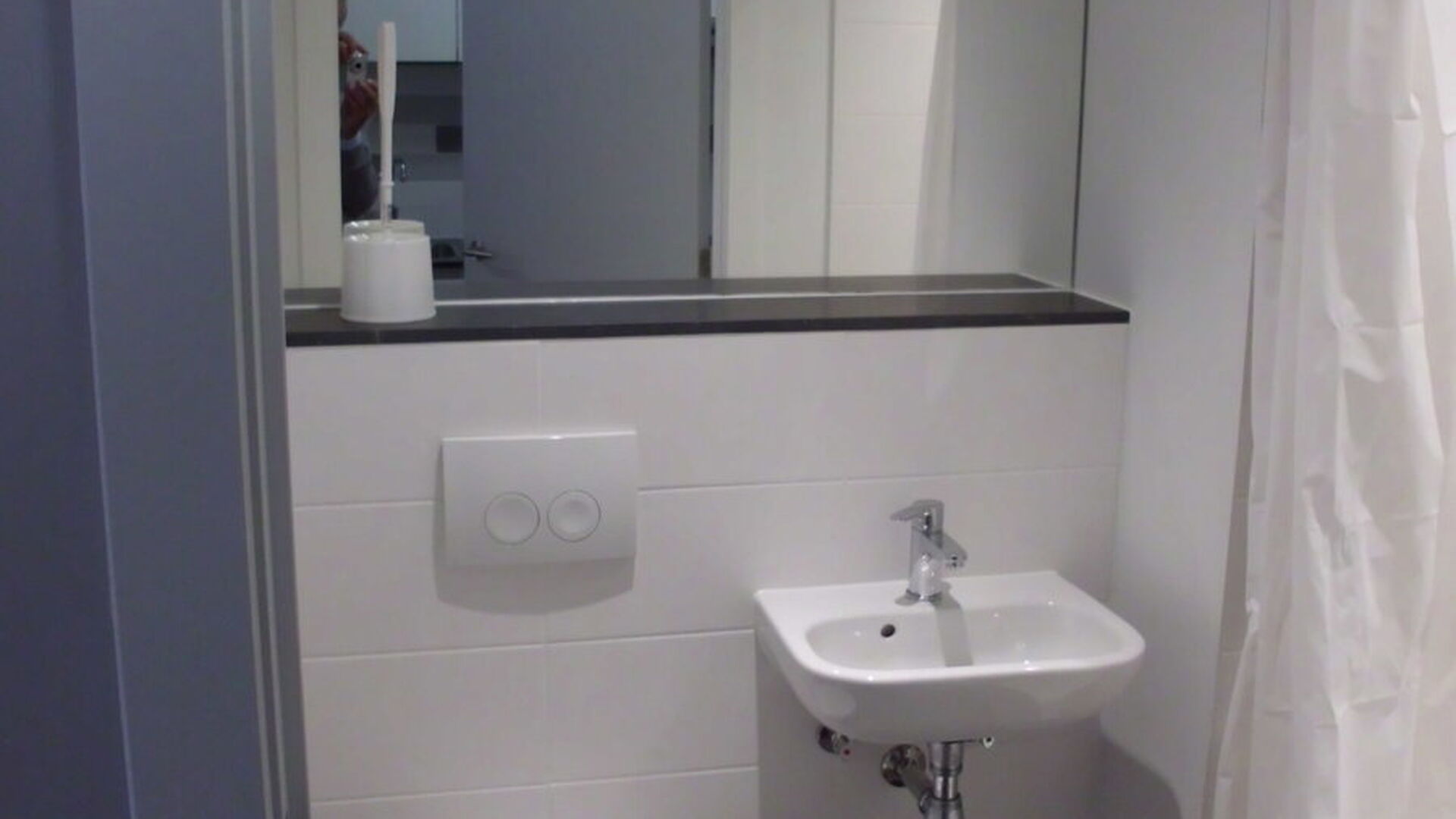 Welkom in Leuven! Ben je op zoek naar een investeringsmogelijkheid waar je jezelf geen zorgen hoeft te maken over het verhuren en beheren van jouw eigendom? Dan bent u hier aan het juiste adres! Waterview is een uniek project dat jou de perfecte gelegenhe